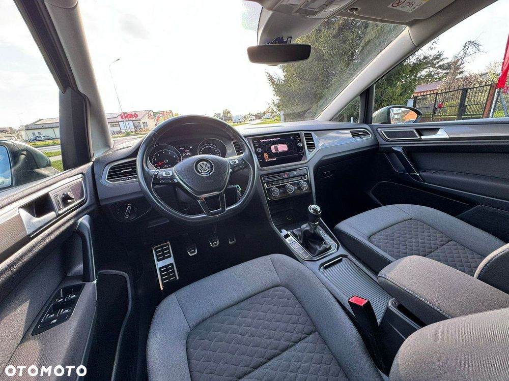 Volkswagen Golf Sportsvan - 22