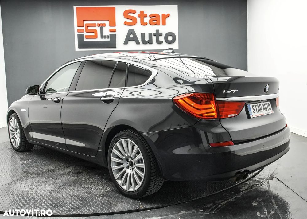 BMW Seria 5 520d xDrive - 4