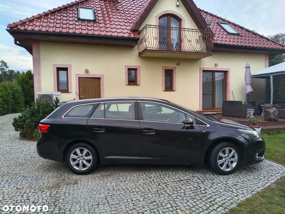 Toyota Avensis 2.0 D-4D Active - 15