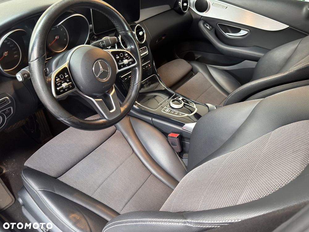 Mercedes-Benz Klasa C 180 Business Edition 9G-TRONIC - 15