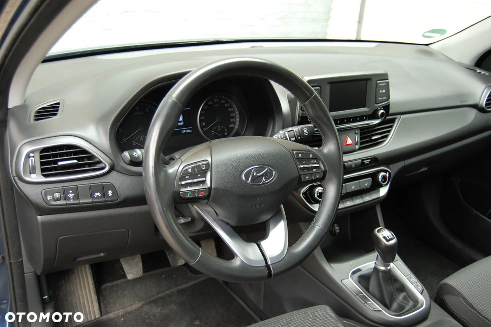Hyundai i30 1.4 Trend - 22