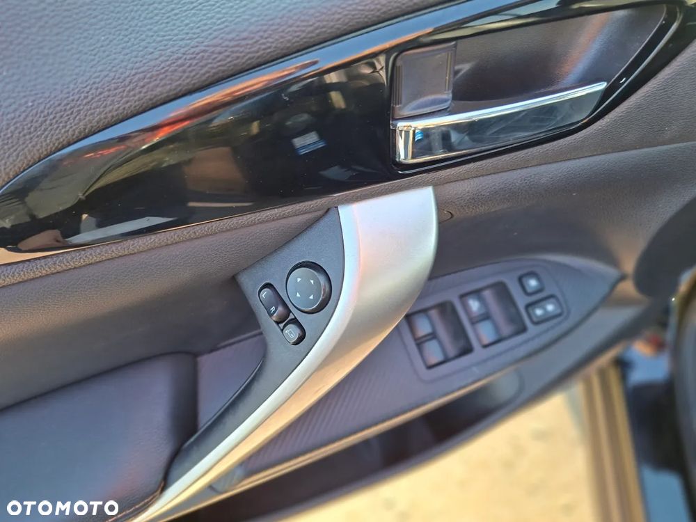 Mitsubishi Eclipse Cross 1.5 T Intense Plus CVT 4WD - 20