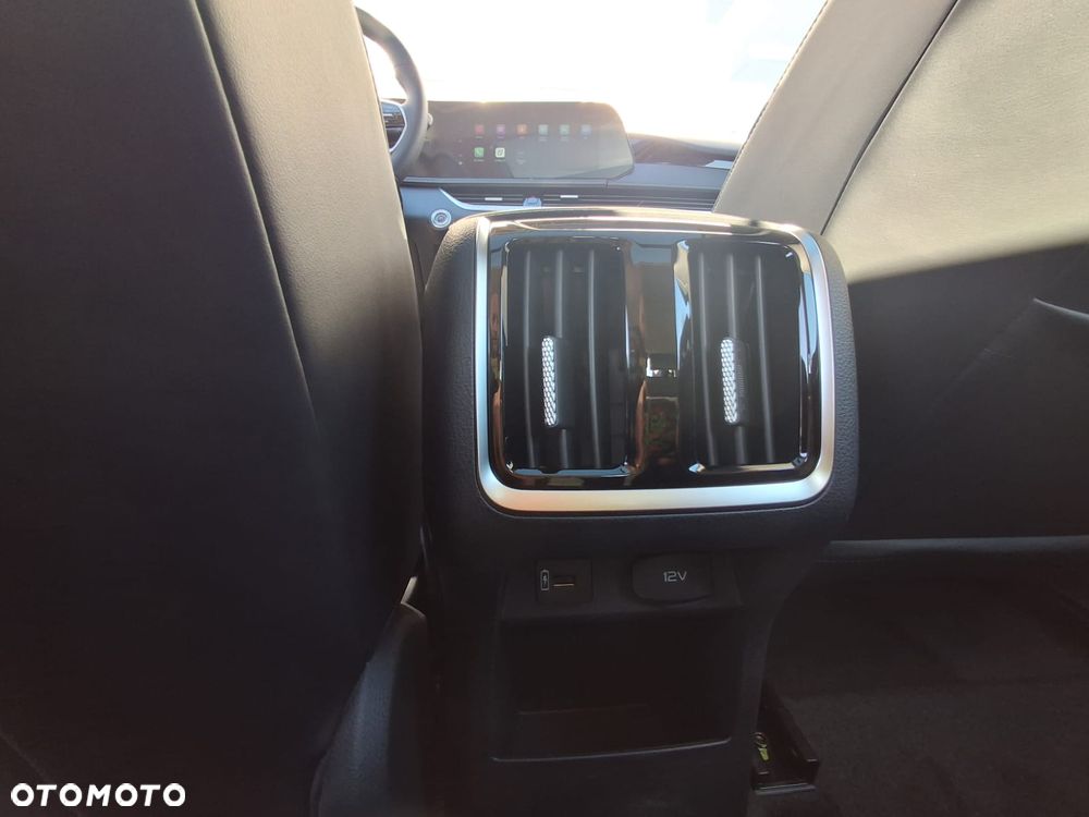 Bestune B70 1.5T Business DCT - 9