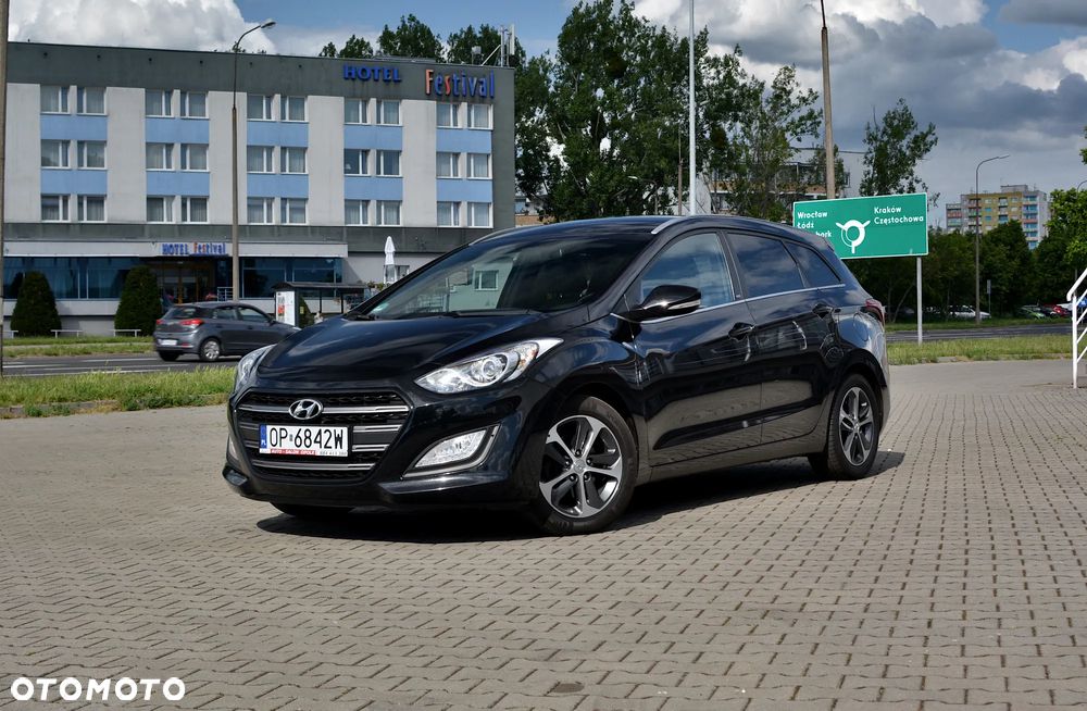 Hyundai i30 1.6 GDI BlueDrive Go - 2