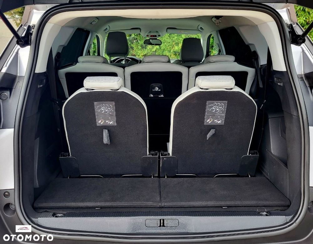 Peugeot 5008 - 23
