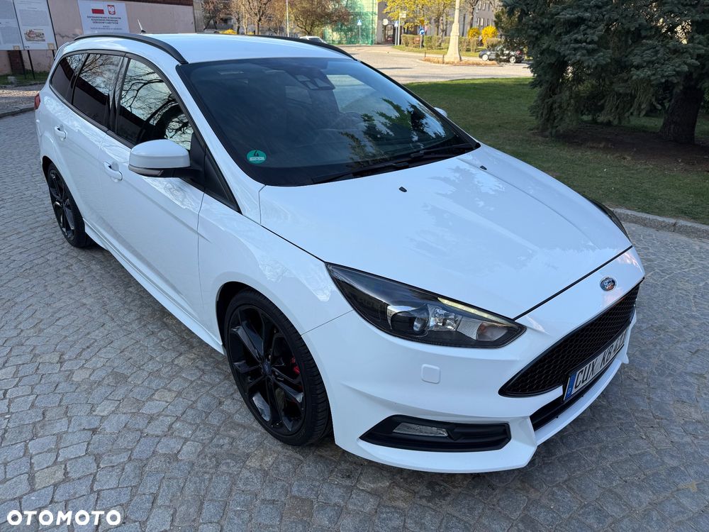 Ford Focus 2.0 TDCi ST - 10