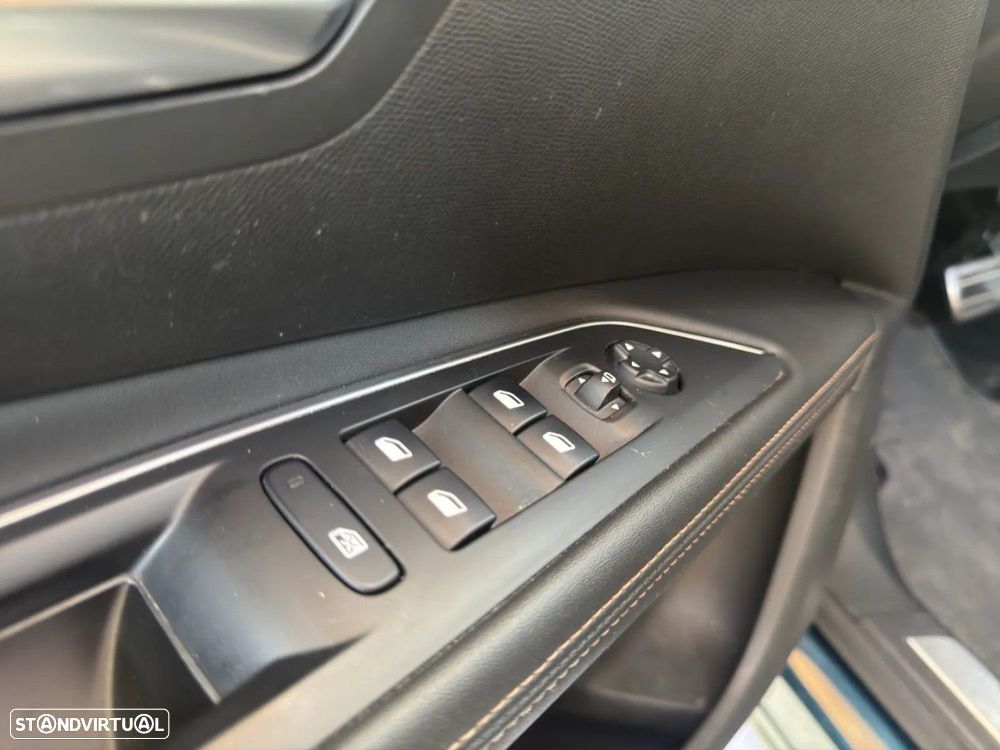 Peugeot 5008 1.2 PureTech GT Line EAT8 - 17