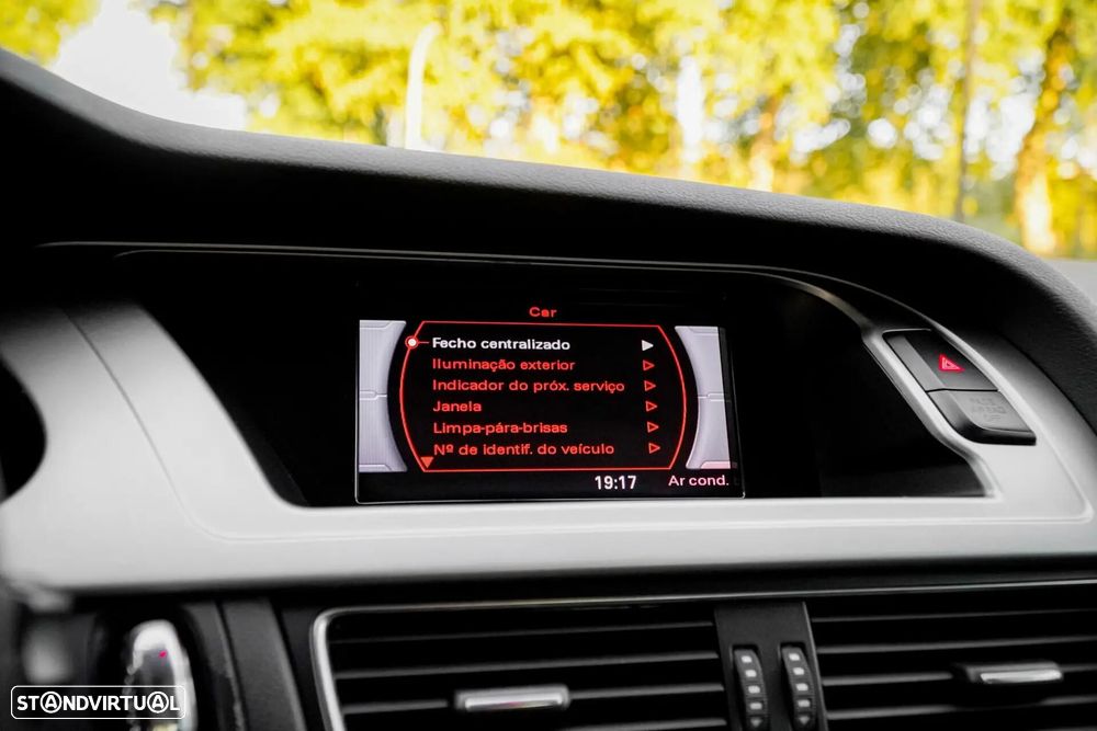 Audi A4 2.0 TDI - 23
