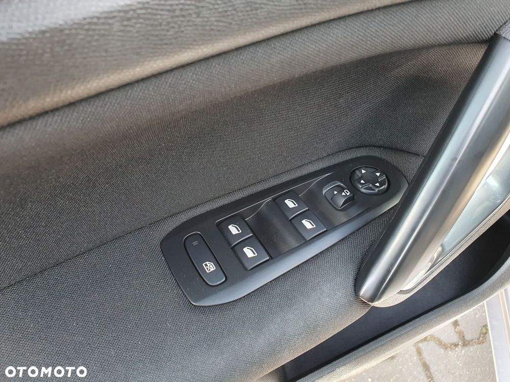 Peugeot 308 1.2 PureTech Active S&S - 11