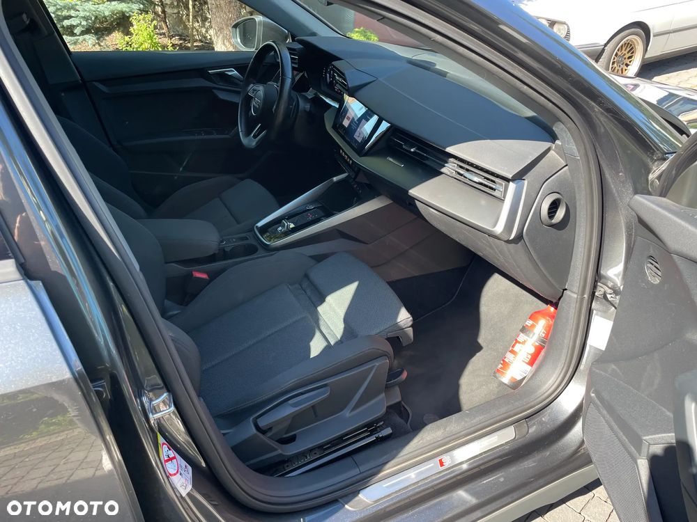 Audi A3 Limousine 30 TFSI mHEV S Line S tronic - 18