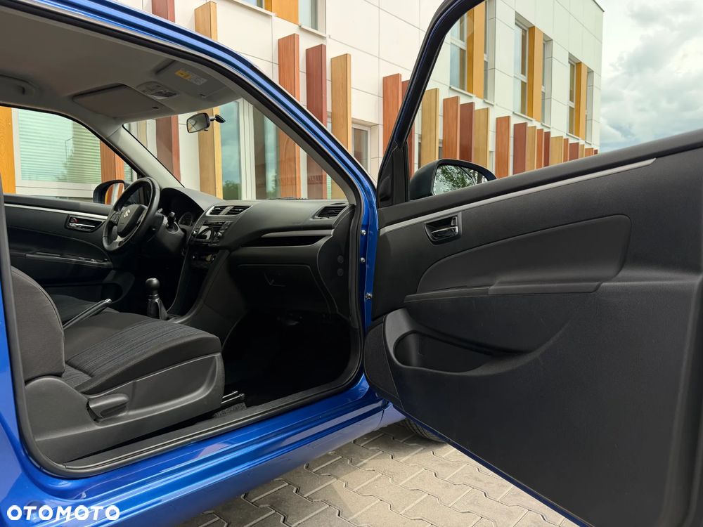 Suzuki Swift 1.2 Premium - 11