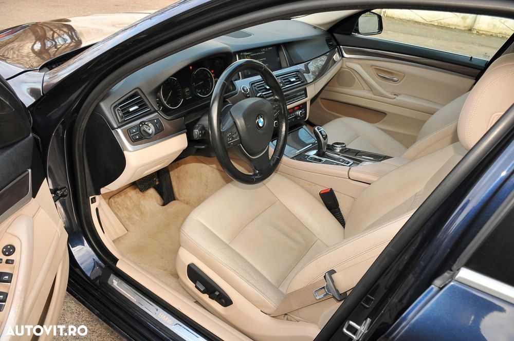 BMW Seria 5 525d xDrive Sport-Aut. Modern Line - 12