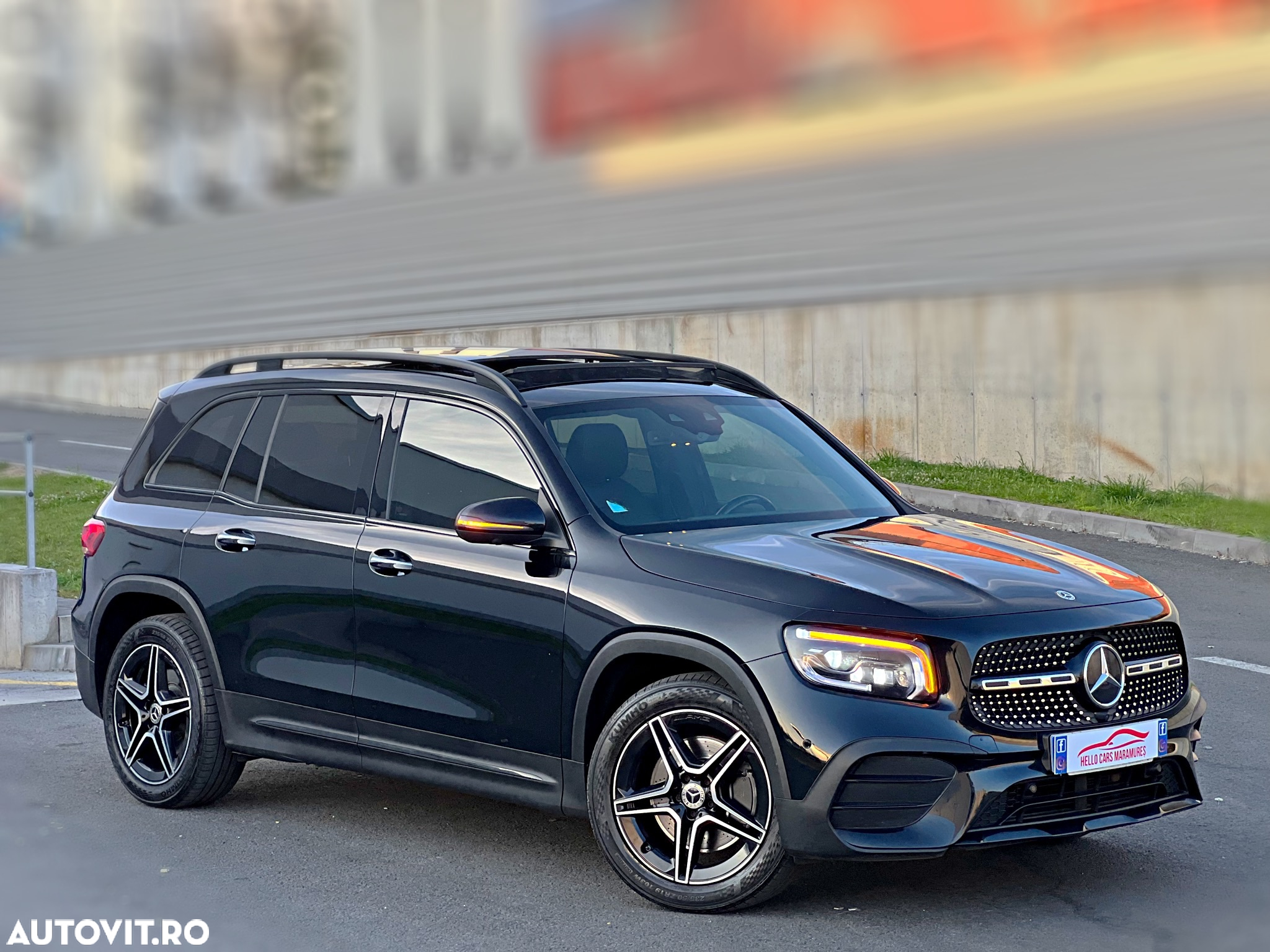Mercedes-Benz GLB 220 d 4Matic 8G-DCT AMG Line - 3
