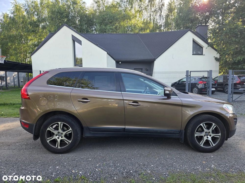 Volvo XC 60 D5 AWD Summum - 7