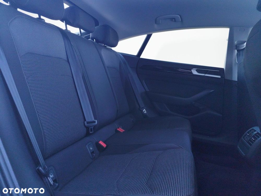 Volkswagen Arteon - 18