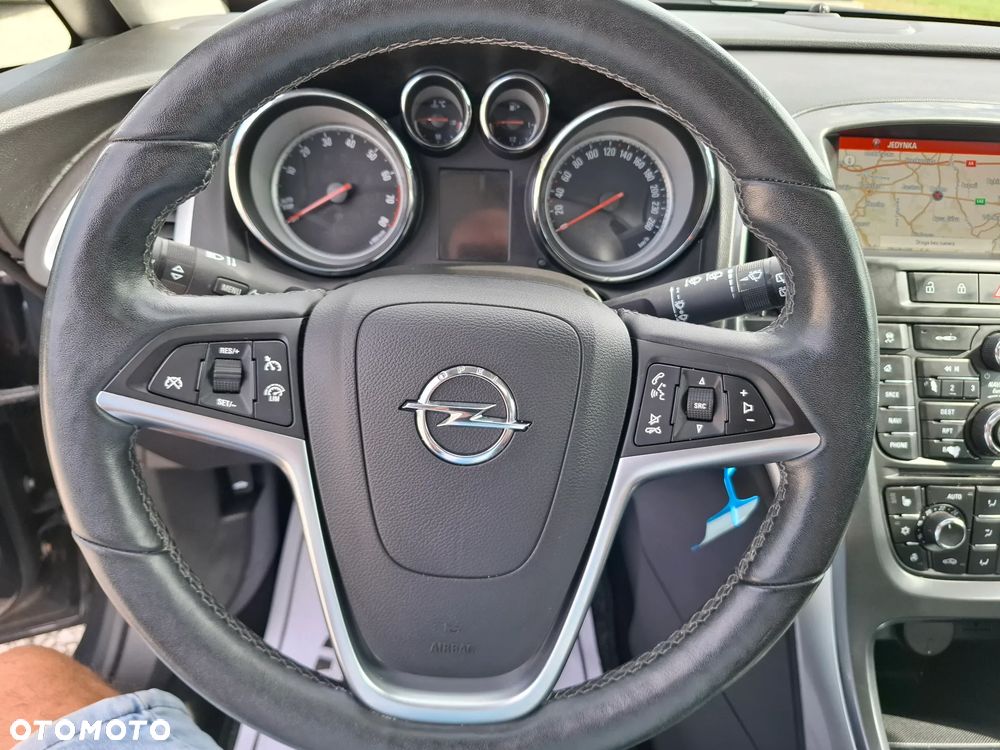 Opel Astra 1.6 T SIDI Cosmo S&S - 15