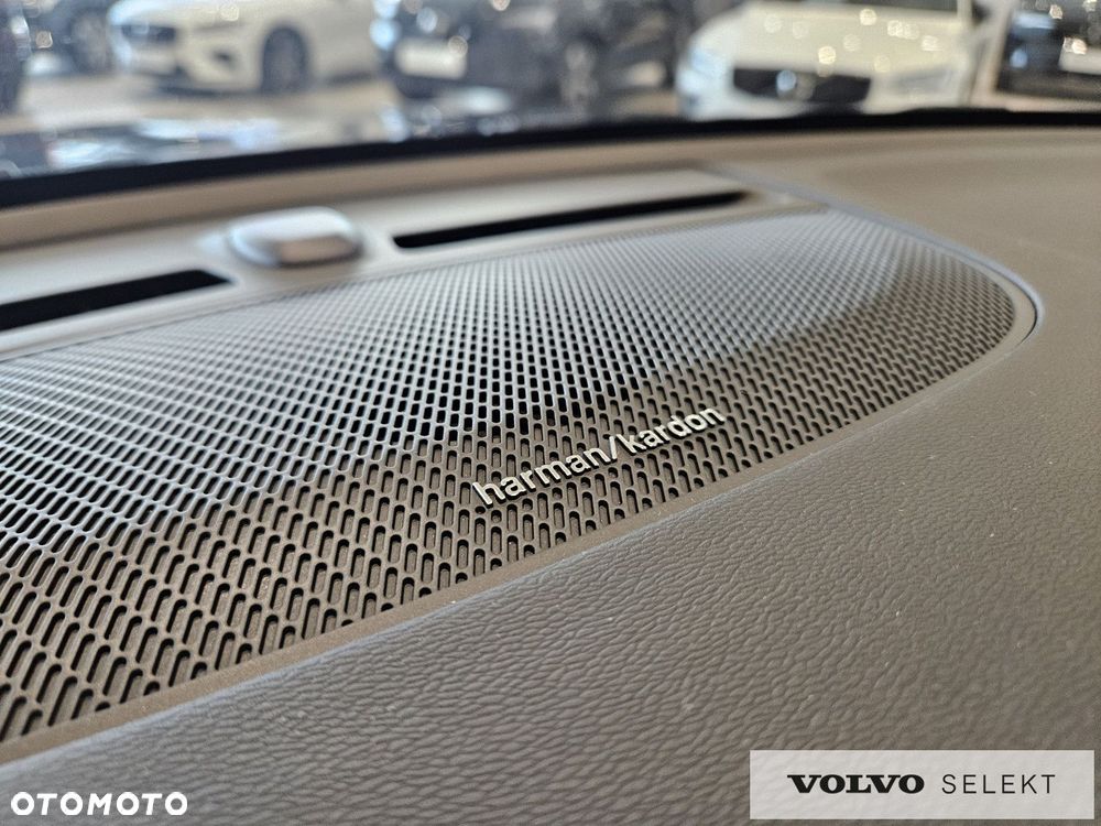 Volvo XC 40 - 23