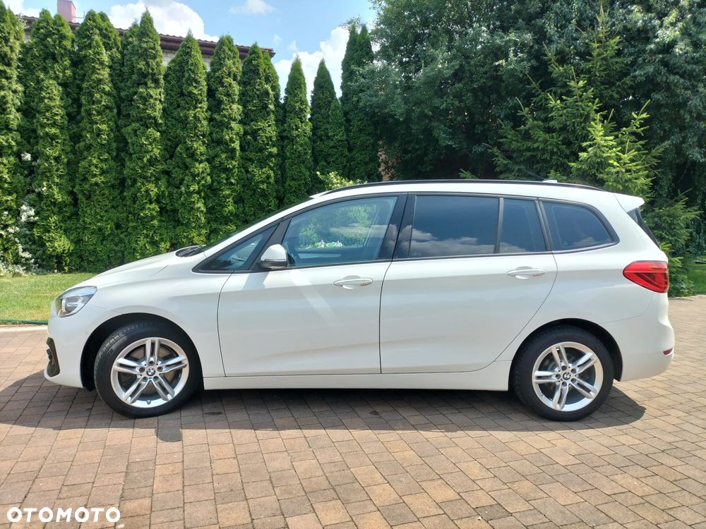 BMW Seria 2 218d Sport Line - 7
