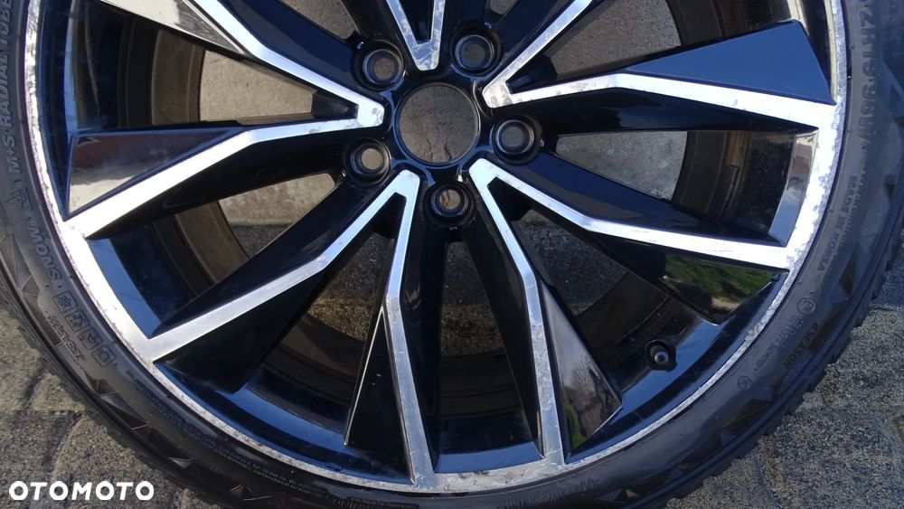 SEAT ATECA 575 - felga 8Jx19H2 ET45 5x112 - 3