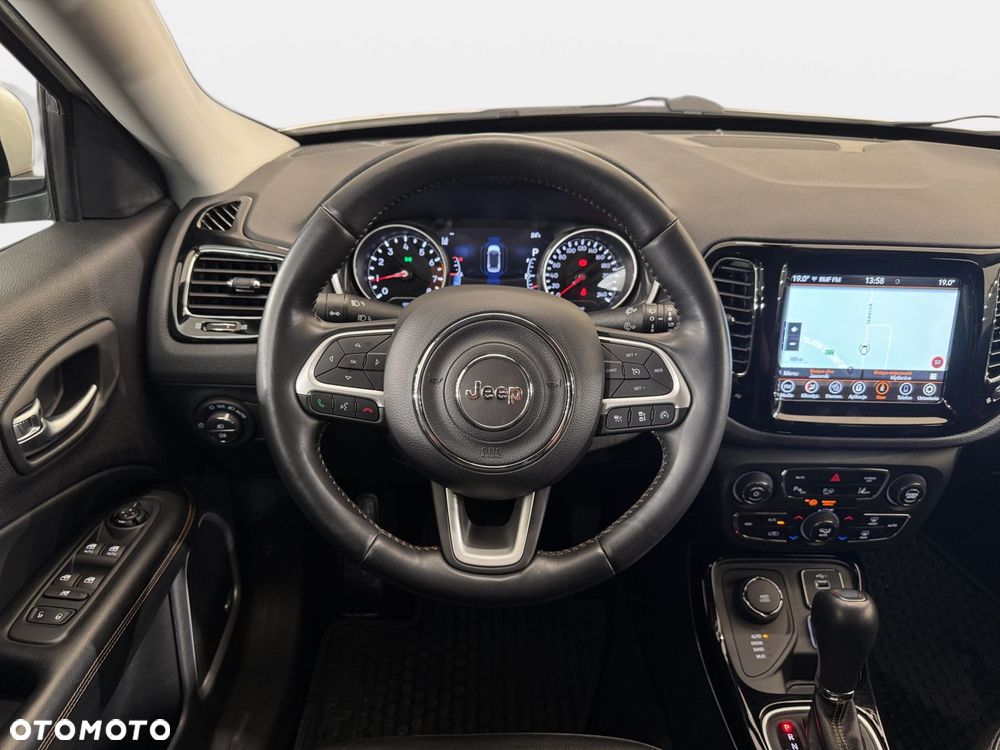 Jeep Compass 1.4 TMair Limited 4WD S&S - 14