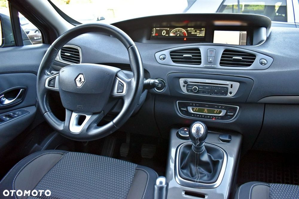 Renault Scenic 1.6 16V 110 Xmod Paris - 18