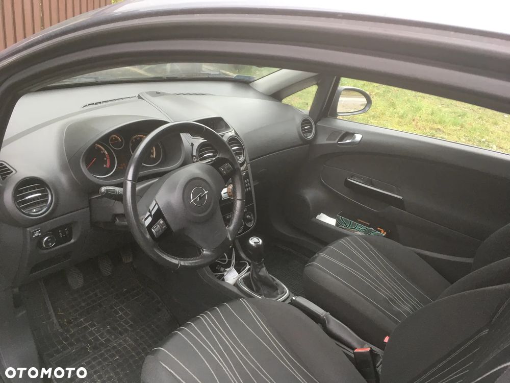 Opel Corsa - 6