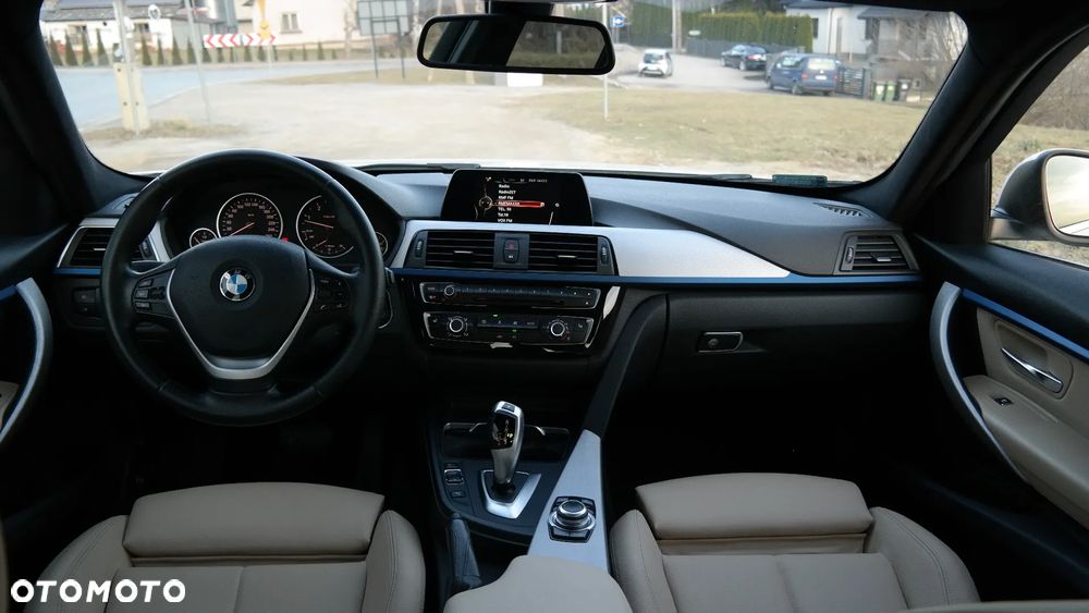 BMW Seria 3 335d xDrive - 11