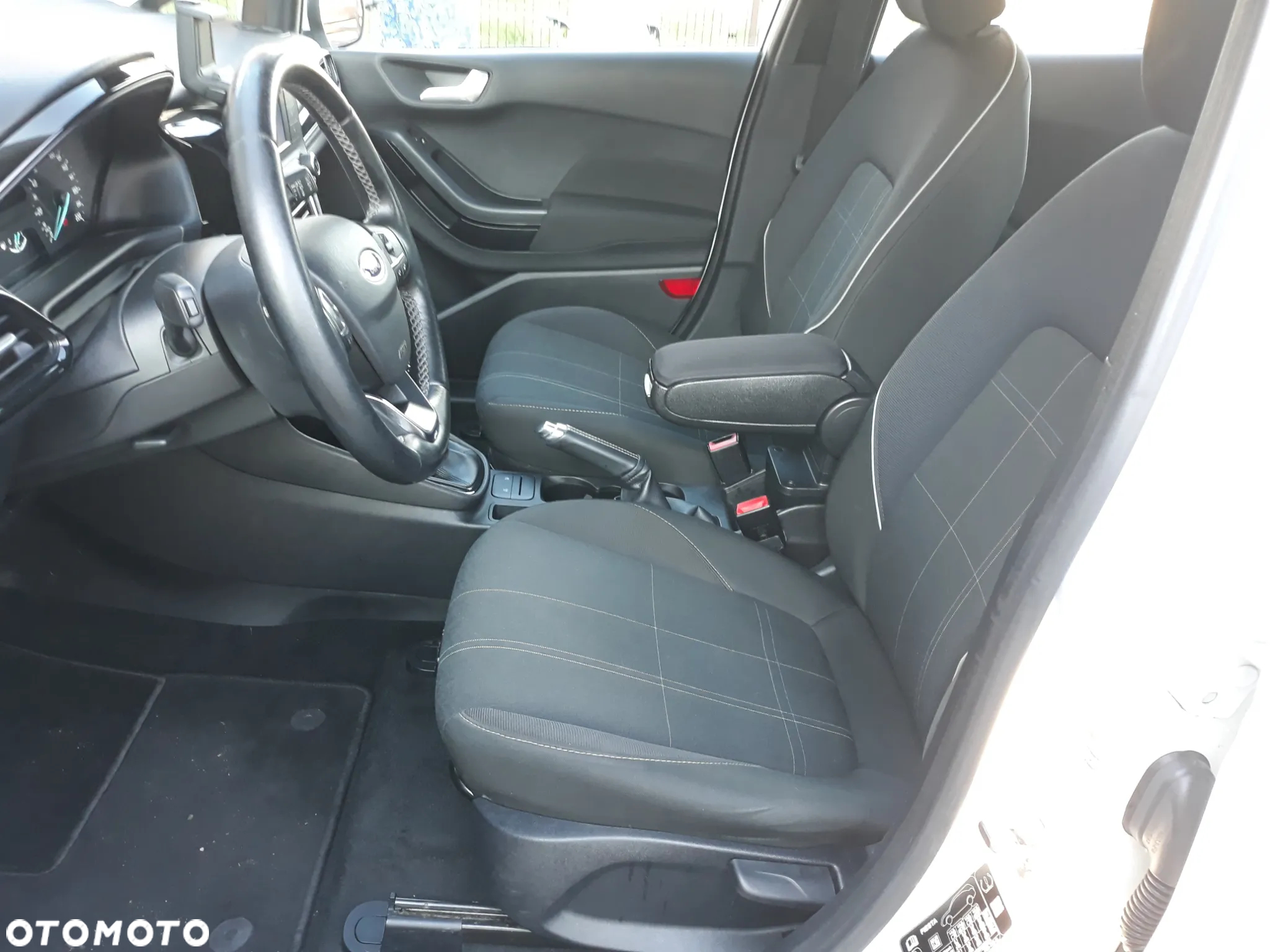 Ford Fiesta 1.1 Trend - 10