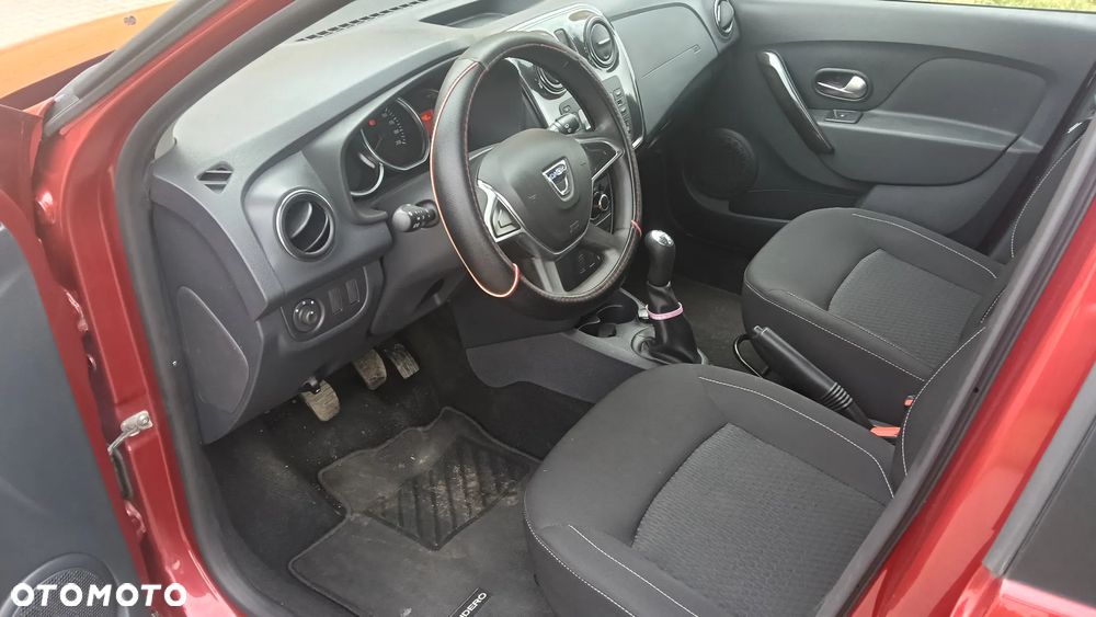 Dacia Sandero SCe 75 Essential - 8
