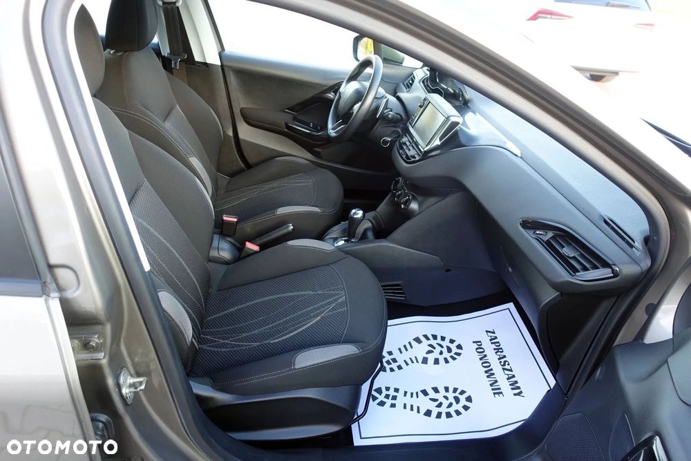 Peugeot 208 1.4 e-HDi Active STT - 14
