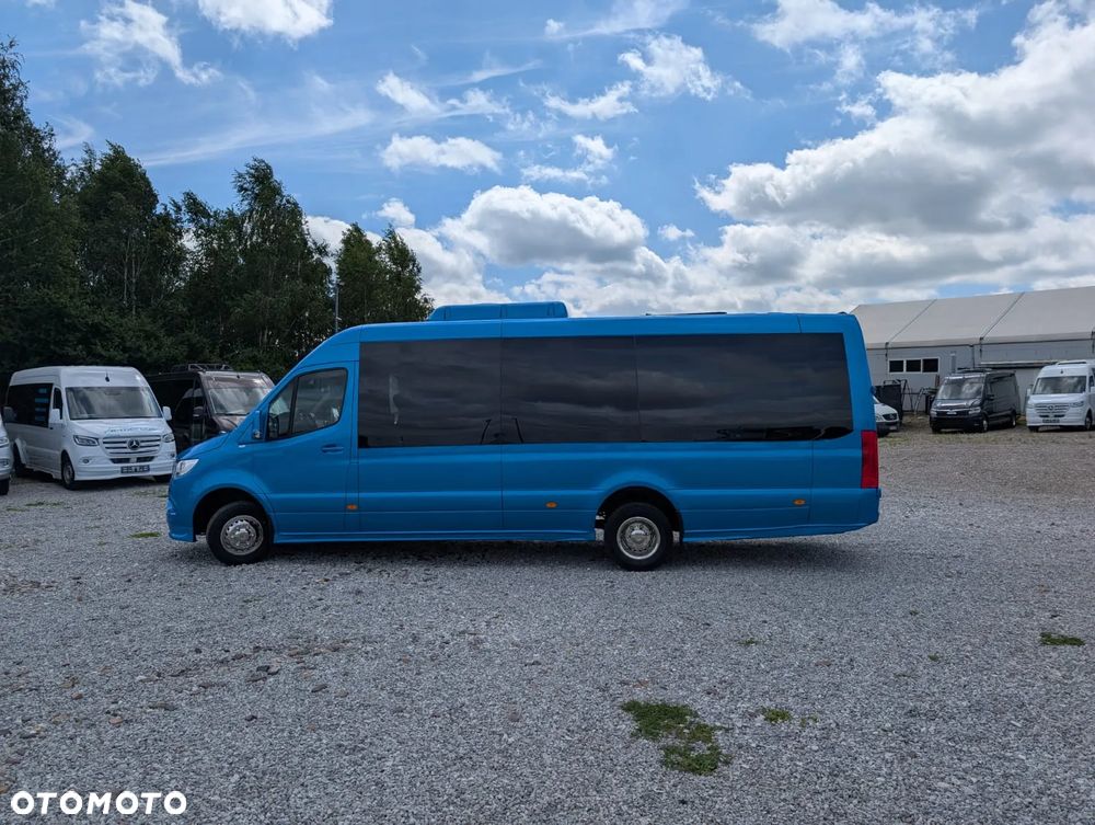 Mercedes-Benz Sprinter 517 - 10