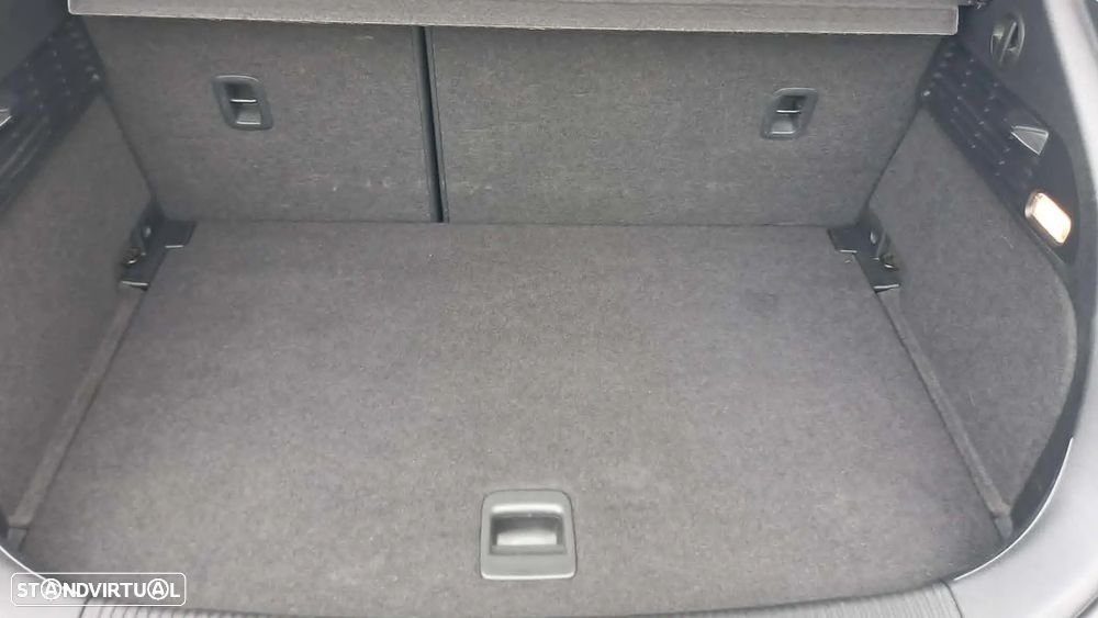 Audi A1 Sportback 1.6 TDI Advance - 4