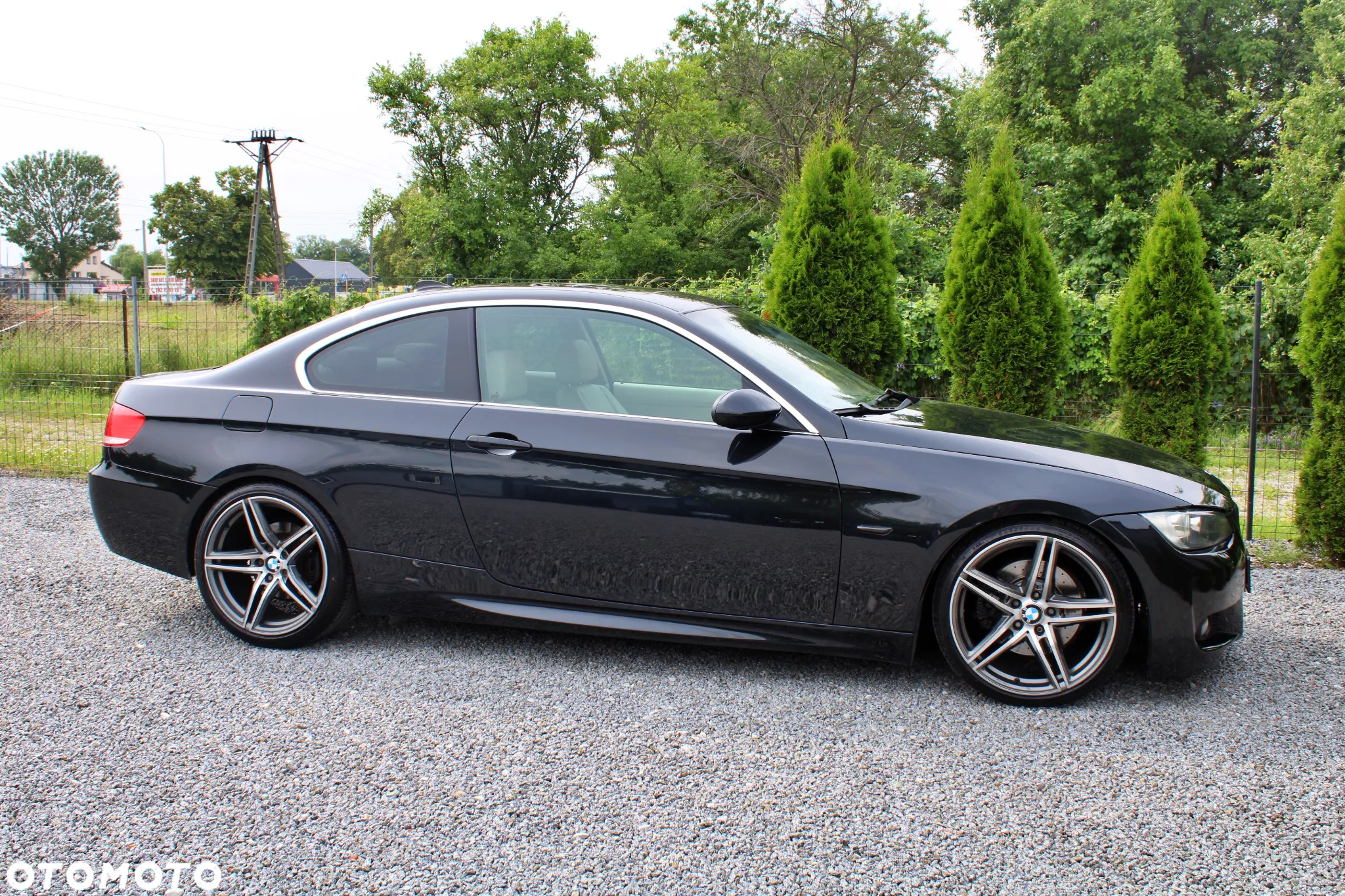 BMW Seria 3 325i Coupe - 17
