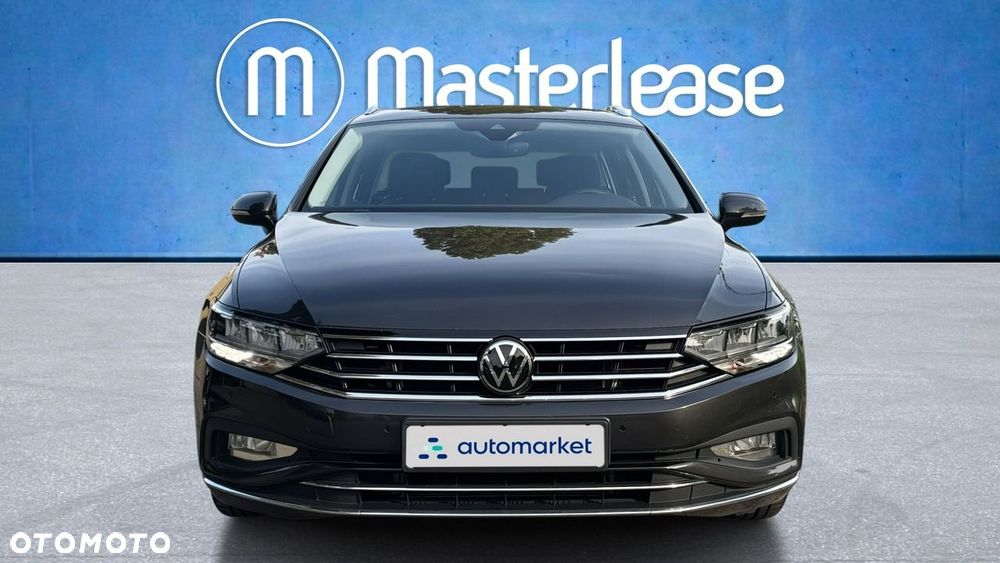 Volkswagen Passat - 2