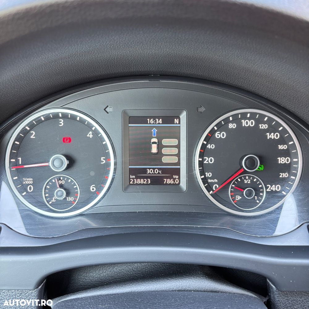 Volkswagen Tiguan 2.0 TDI 4Motion DSG Track & Field - 11
