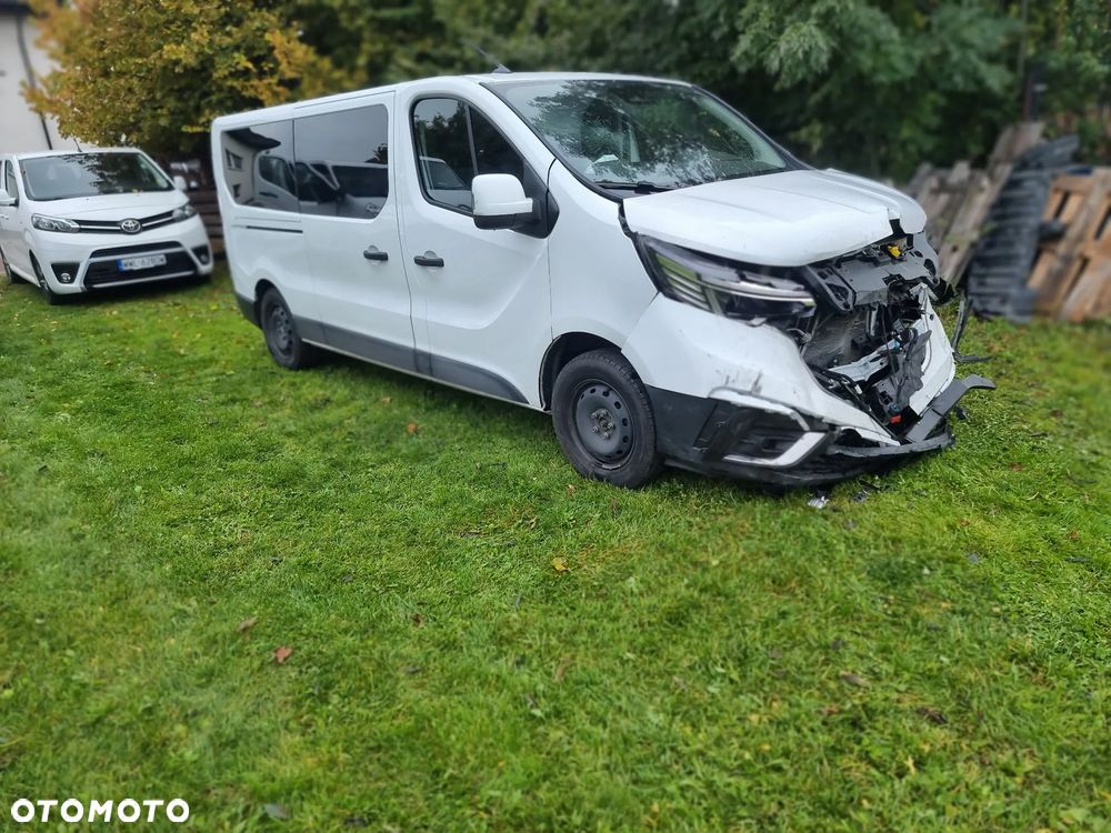 Renault Trafic SpaceClass 2.0 dCi Escapade - 1