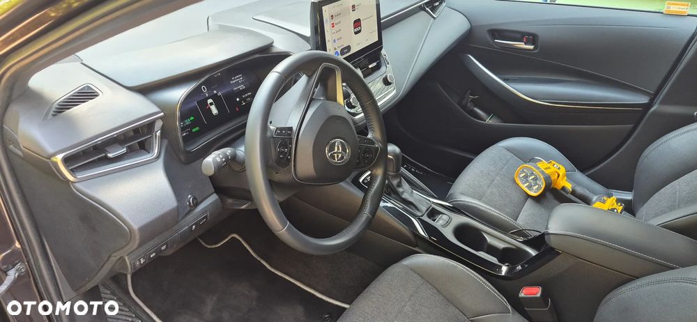 Toyota Corolla 1.8 Hybrid Style - 23