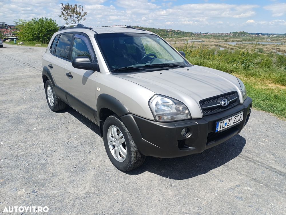 Hyundai Tucson 2.0 CRDI VGT GLS 2WD STD - 2