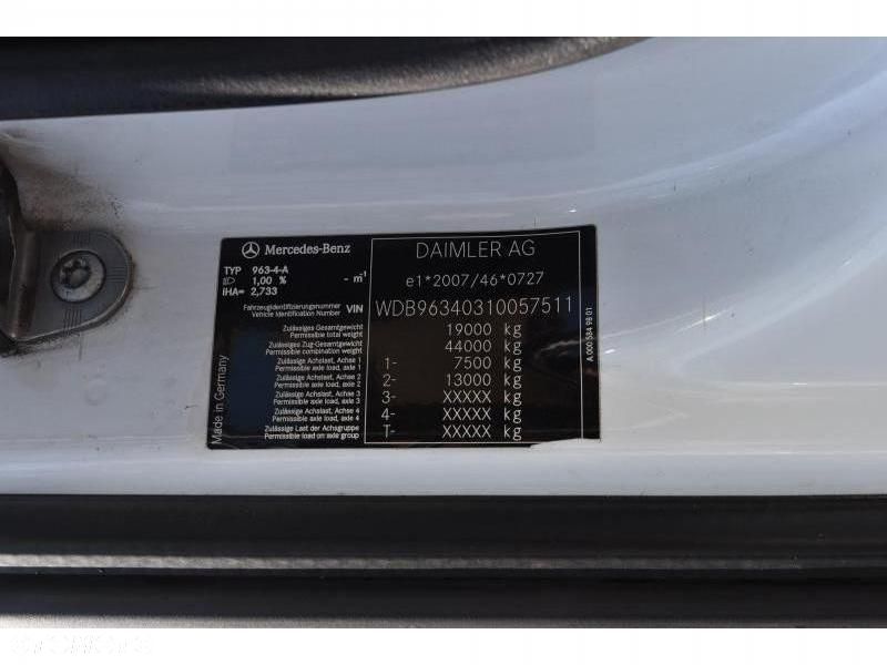 Mercedes-Benz Actros - 9
