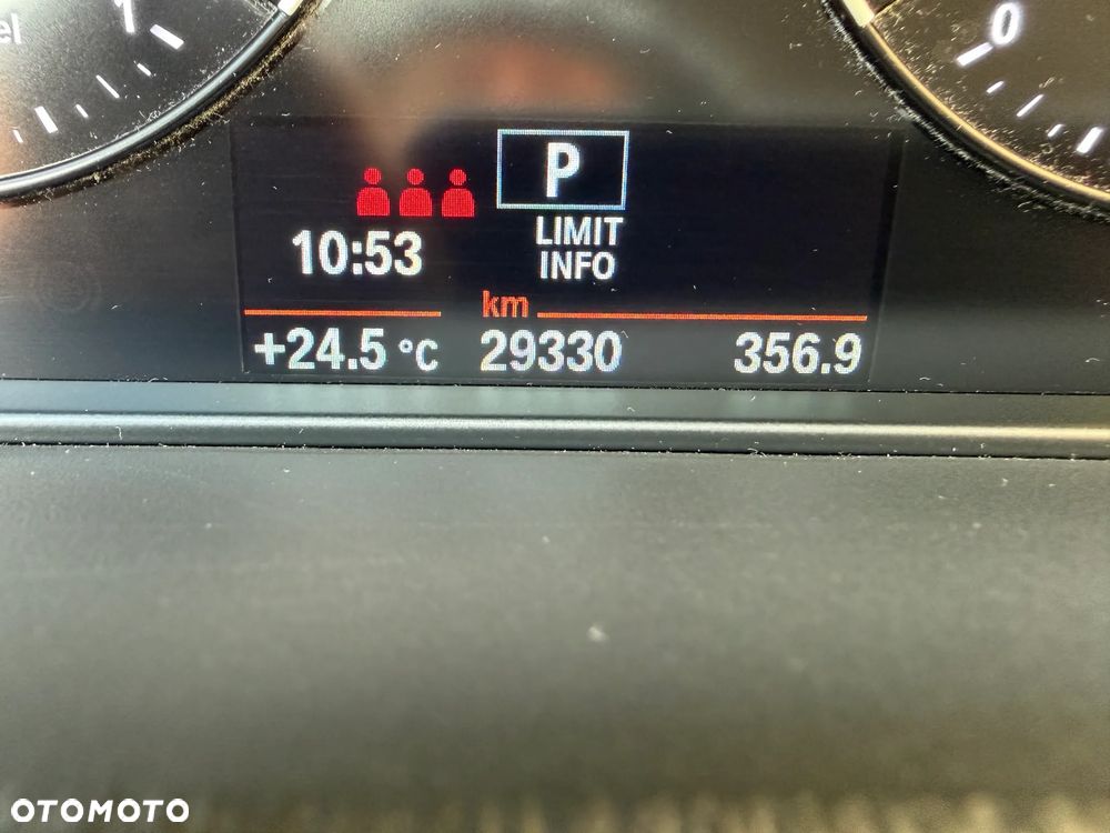 BMW X2 xDrive18d - 14