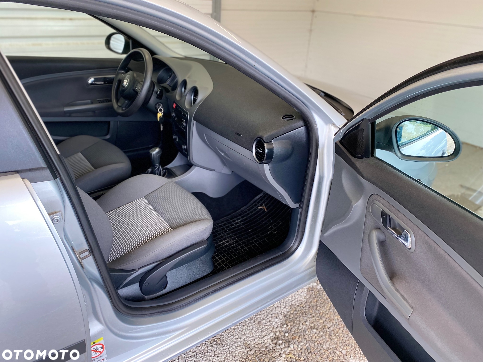 Seat Ibiza 1.4 16V Easy Life - 14
