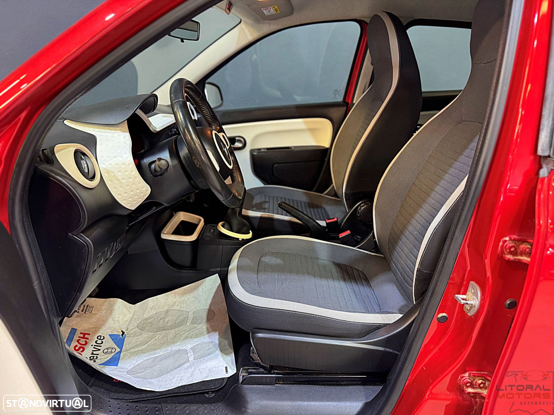 Renault Twingo SCe 70 S&S Experience - 14