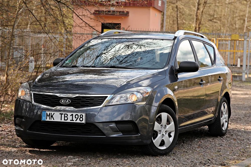 Kia Ceed 1.4 CVVT Attract - 3