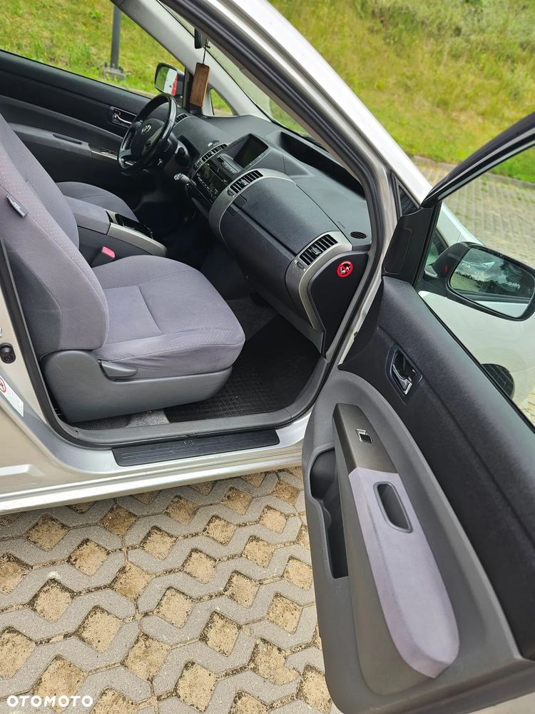 Toyota Prius 1.5 VVT-i Prestige - 22