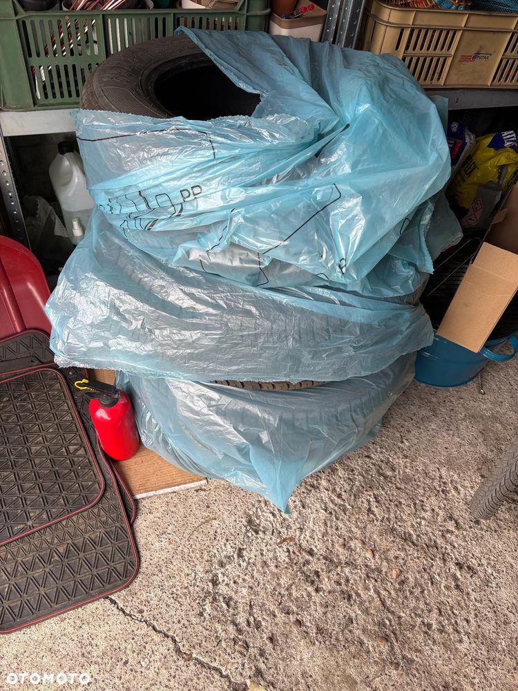 Audi A4 Limousine - 22