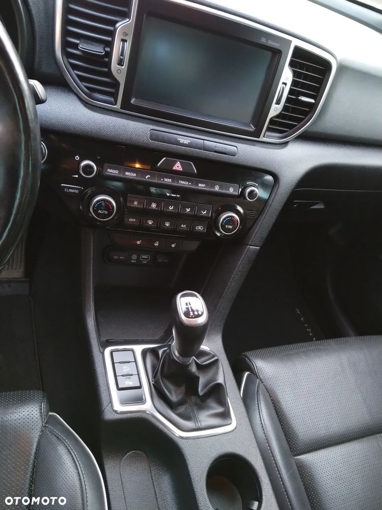 Kia Sportage 1.7 CRDI 2WD ISG Dream-Team Edition - 15