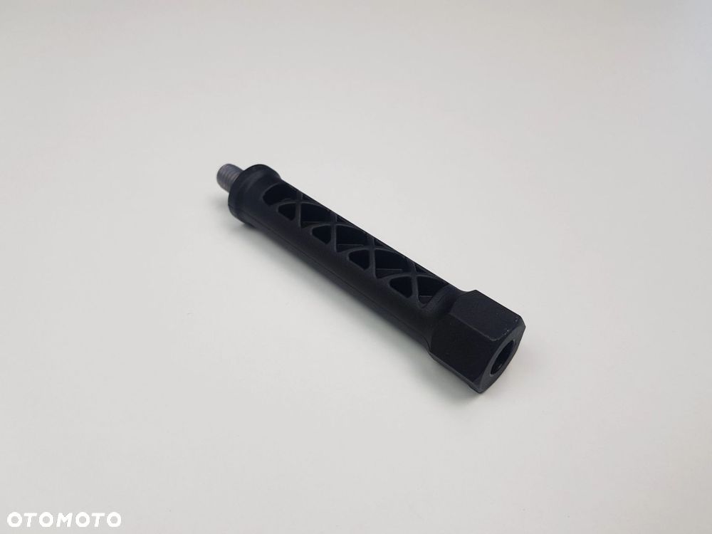Śruba Dystans osłony akustycznej BMW G20 G30 B47 2.0d 8580379 - 8