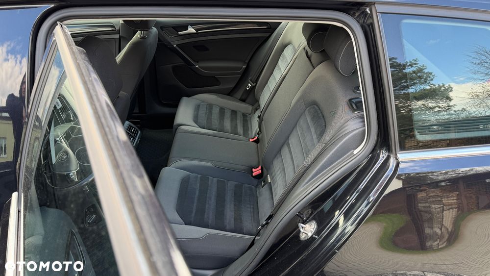 Volkswagen Golf 2.0 TDI BMT Highline - 13