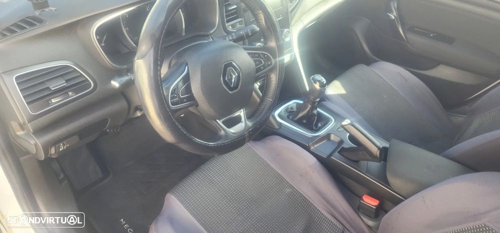 Renault Mégane 1.5 dCi Zen - 14