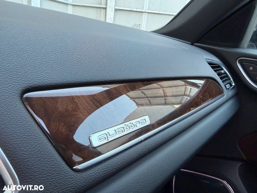 Audi Q3 2.0 TFSI Quattro Stronic Sport - 28